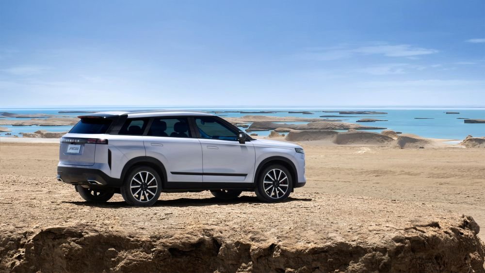 J7-Page-Gallery-Image-3-HDre